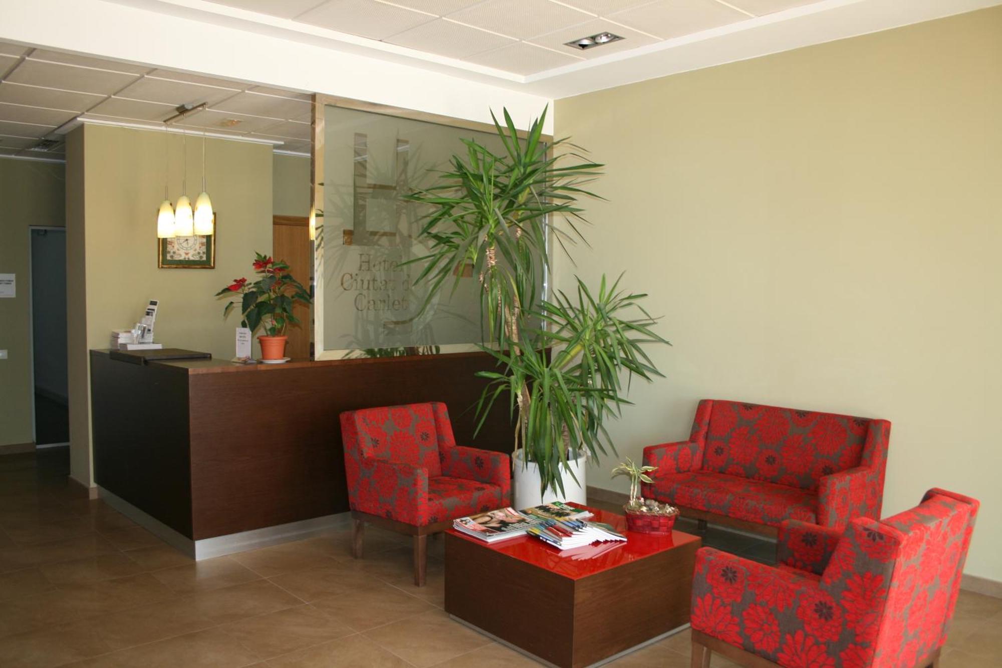 Hotel Ciutat De Carlet Bagian luar foto